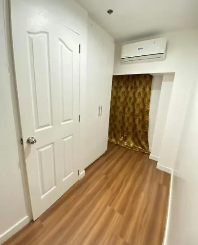 Victoria De Makati Two Apartment *