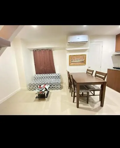 Victoria De Makati Two Apartment